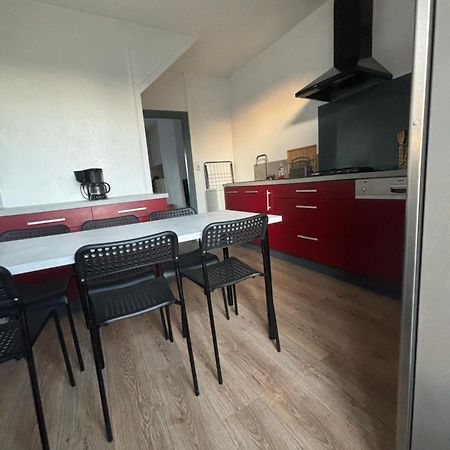 Agreable Maison De Ville Avec Jardin Saint-Dizier Bagian luar foto