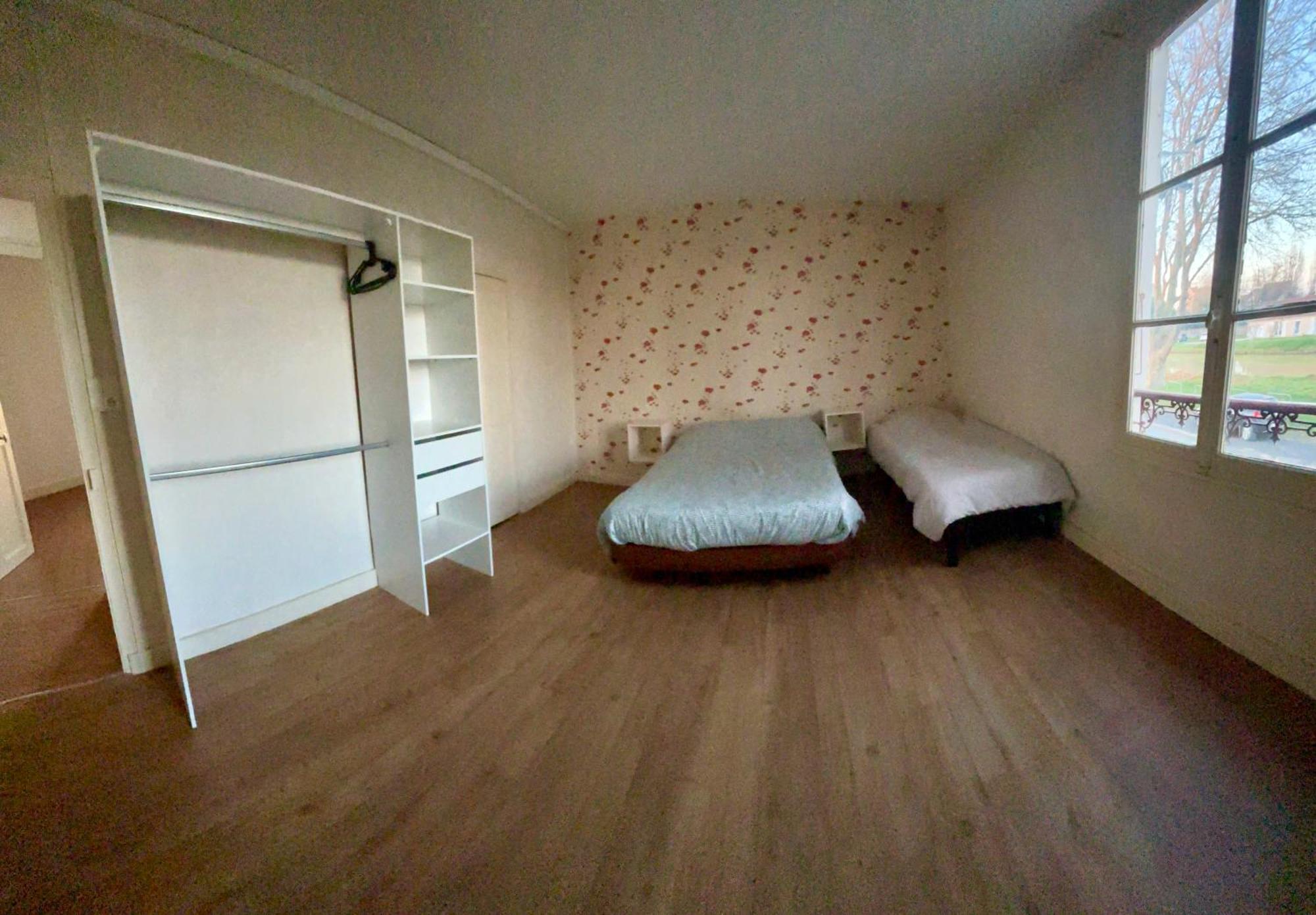 Agreable Maison De Ville Avec Jardin Saint-Dizier Bagian luar foto